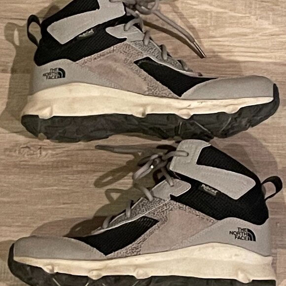 The North Face Youth us 6 HedgeHog Hiker II Mid Boot Waterproof Silt Grey/Bla - Picture 1 of 7
